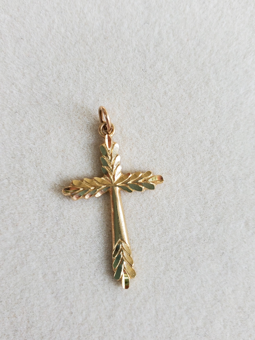10K Solid Gold Cross Pendant | AKB | 1.33g